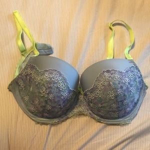 Victoria Secret Bra